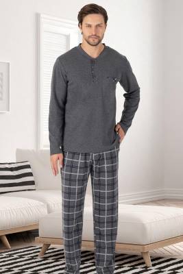Erse - %100 Pamuk Erkek Mevsimlik Uzunkollu Pijama Takım, Altı ekoseli Cep Detaylı, Üst düz renk yuvarlak yaka düğmeli