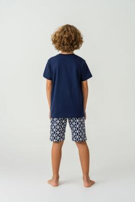 Anne baba çocuk uyumlu aile pijama takımı. %100 pamuk kumaş, yazlık rahat kesim ve modern deniz temalı tasarım - 3