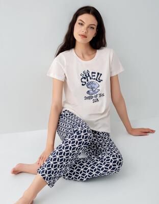 Anne baba çocuk uyumlu aile pijama takımı. %100 pamuk kumaş, yazlık rahat kesim ve modern deniz temalı tasarım - 10