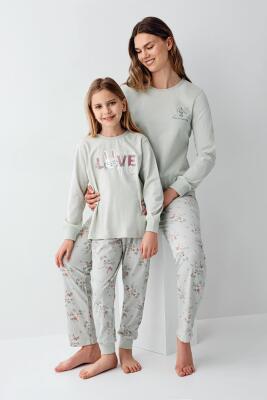 Anne Kız Pijama Kombini, Anne ve Çocuk Pijamalar Ayrı Ayrı Fiyatlandırılır - 1