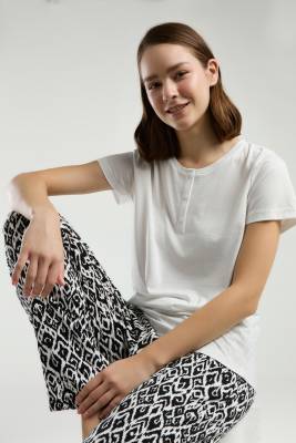 Arnetta - Arnetta Kadın Büyük Beden Yazlık Pijama Takım, Bisiklet Yaka, Kısakollu, Düğmeli, Cep Detaylı