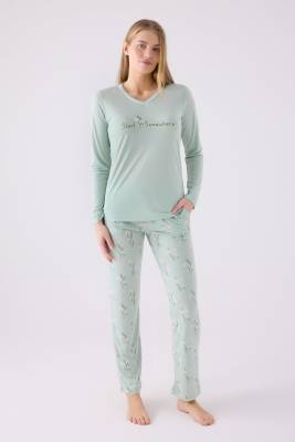 Arnetta - Arnetta Kadın Nil Yeşili V Yakalı Uzunkol Cepli Pijama Takım, Viskon Dokuma