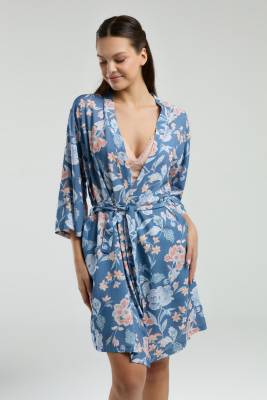 Arnetta Kadın Sabahlık Bralet Sütyen ve Şort Set, %100 Viskon Kumaş 3'lü Takım  - 3