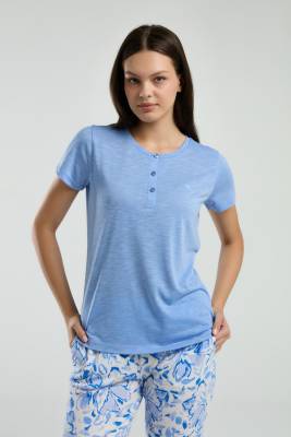 Arnetta - Arnetta Yazlık Açık Mavi Pijama Takım, Düğmeli Yaka, Kısakol, Cepli ve Baskılı