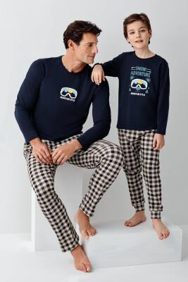 Baba Oğul Kareli Lacivert Pijama Takım Kombin, Erkek ve Çocuk Pijamalar Ayrı Ayrı Fiyatlandırılır - 1