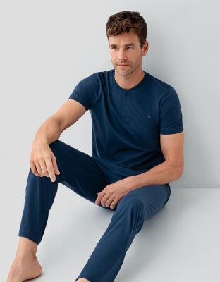 Erkek %100 Pamuk 3’lü Pijama Takımı – Kısa Kollu Üst + Cepli Uzun Pantolon + Cepli Şort - 2