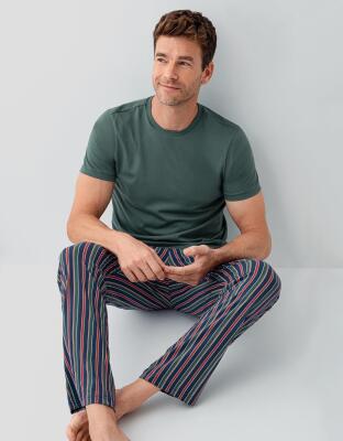 Erkek %100 Pamuk Kısa Kollu Pijama Takımı – Cepli Çizgili Alt, Kısakol Üst, Rahat Kalıp - 1