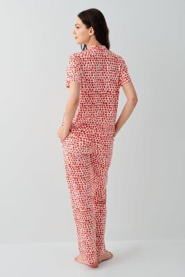 Kadın %100 Pamuk Kısa Kollu Düğmeli Pijama Takımı – Kalpli Desen, Yazlık Rahat Ev Giyimi - 4