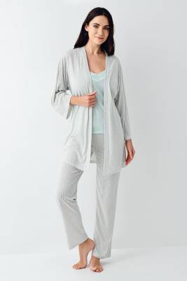 Pierre Cardin - Kadın 3'lü Pijama Takım, Cepli Pantolon, İp Askılı Atlet ve Kuşaklı Sabahlık, %50 Pamuk %50 Modal (1)