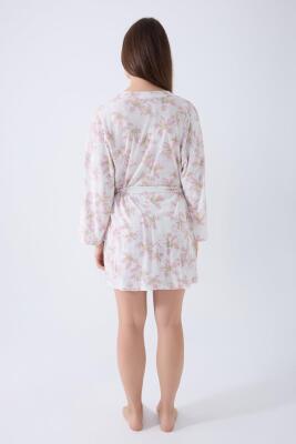 Kadın %50 Pamuk %50 Modal 3’lü Dantelli Şort Pijama & Sabahlık Seti – Hafif, Nefes Alan Ev Giyim Takımı - 4