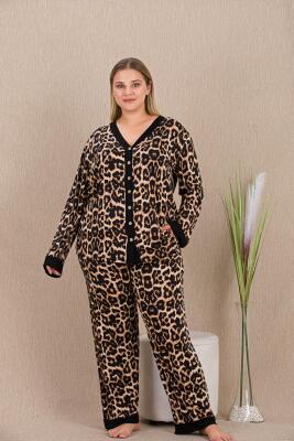 Kadın Büyük Beden Leopar Desenli Düğmeli Ev Giyim Pijama Takım, Uzun kollu, viskon kumaş - 1