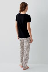 Kadın Modal Pamuklu Pijama Takımı – Kısa Kollu Tişört ve Çizgili Alt, Rahat Kesim, Cep Detaylı - 4