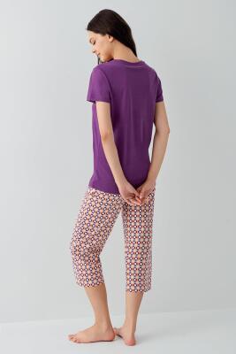 Kadın Mor Kısa Kollu Pijama Takımı – %50 Pamuk %50 Modal, Desenli Kapri Alt, Büyük Bedenleri Mevcut - 4