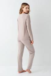 Kadın Vizon Yakası Düğmeli Pijama Takım, Alt Pijama Cepli ve Çizgili, %100 Pamuk - Thumbnail