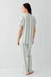 Kadın Yazlık %100 Pamuk Cepli Pijama Takımı – Kısa Kollu, Çizgili Alt, Rahat Ev Giyimi - 4