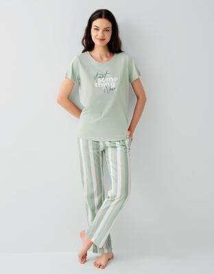 Kadın Yazlık %100 Pamuk Cepli Pijama Takımı – Kısa Kollu, Çizgili Alt, Rahat Ev Giyimi - 2