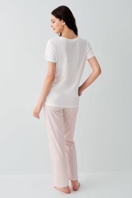Kadın Yazlık %50 Pamuk %50 Modal Pijama Takımı – Kısa Kollu, Çizgili Alt, Rahat Ev Giyimi - 8