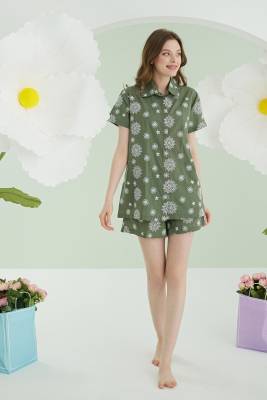 NBB - NBB %100 Pamuklu Yeşil Çiçek Desenli Şortlu Önden Düğmeli Pijama Takımı (1)