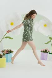 NBB %100 Pamuklu Yeşil Çiçek Desenli Şortlu Önden Düğmeli Pijama Takımı - Thumbnail