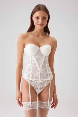 Pierre Cardin - Pierre Cardin Balenli Push Up Destekli Jartiyer Büstiyer String Çorap Takım