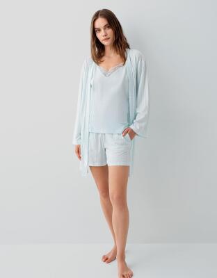 Pierre Cardin Kadın 3’lü Kutulu Pijama Seti Askılı Şortlu Sabahlık Takımı %50 Pamuk %50 Modal – Dantel ve Cep Detaylı - 7