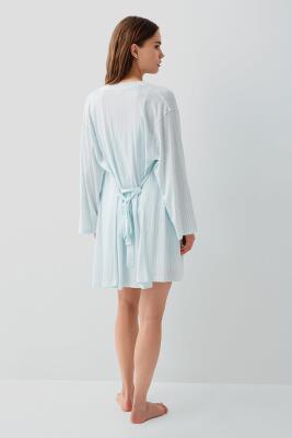 Pierre Cardin Kadın 3’lü Kutulu Pijama Seti Askılı Şortlu Sabahlık Takımı %50 Pamuk %50 Modal – Dantel ve Cep Detaylı - 9