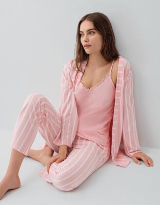 Pierre Cardin Kadın 3’lü Kutulu Pijama Takımı – %50 Modal %50 Pamuk, Askılı Atlet, Uzun Alt ve Sabahlık - 11