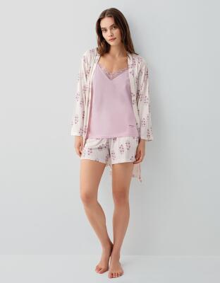 Pierre Cardin Kadın 3’lü Kutulu Pijama Takımı %50 Pamuk %50 Modal – Askılı Atlet, Cepli Şort ve Sabahlık, Tam Kalıp - 6