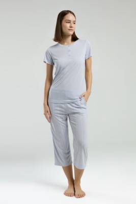 Pierre Cardin - Pierre Cardin Kadın Kapri Takım, Çizgili ve Cepli Kapri, Düğmeli Kısakol T-shirt