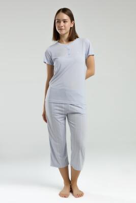 Pierre Cardin Kadın Kapri Takım, Çizgili ve Cepli Kapri, Düğmeli Kısakol T-shirt - 3