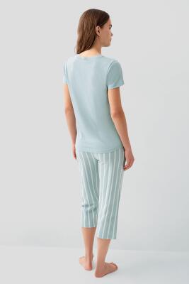 Pierre Cardin Kadın Kısa Kollu Kapri Pijama Takımı – %50 Modal %50 Pamuk, Çizgili Alt, Düğmeli Üst - 4