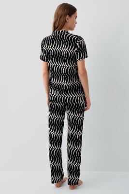 Pierre Cardin Kadın Siyah Desenli Pijama Takımı – %50 Pamuk %50 Modal, Kısa Kollu Gömlek Yaka Üst & Cepli Uzun Alt - 3