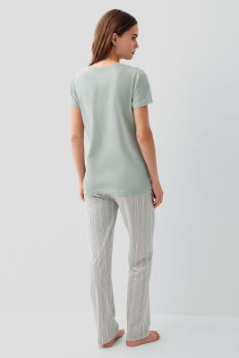 Pierre Cardin Kadın Su Yeşili Kısa Kollu Düğmeli Yaka Pijama Takımı – %50 Pamuk %50 Modal, Cepli Çizgili Alt - 4