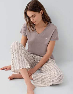 Pierre Cardin Kadın V Yaka Kısa Kollu Pamuk Modal Pijama Takımı – Çizgili Alt Rahat Kesim - 1
