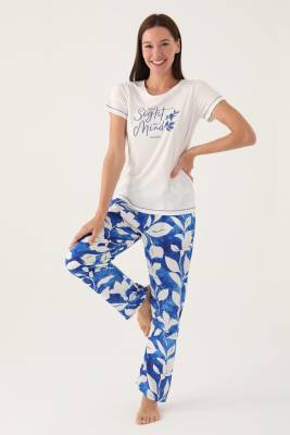 Pierre Cardin - Pierre Cardin Yazlık Kadın Pijama Takım, %100 Pamuk, Alt Cepli ve Desenli, Üst Yuvarlak Yaka Düz Renk