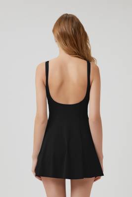 Siyah Yuvarlak Yaka Şortlu Elbise Mayo - 7